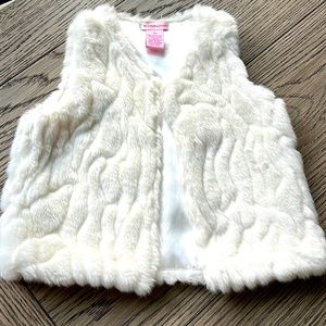 Faux  white fur vest toddler girl, new